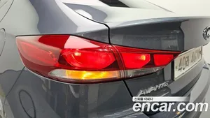 Hyundai Avante, 2018 — миниатюра 9