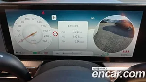 Genesis GV60, 2022 — миниатюра 8