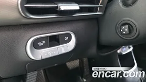 Genesis GV60, 2022 — миниатюра 14