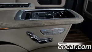 Mercedes-Benz V-Class, 2023 — миниатюра 23