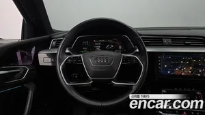Audi e-tron, 2022 — миниатюра 19