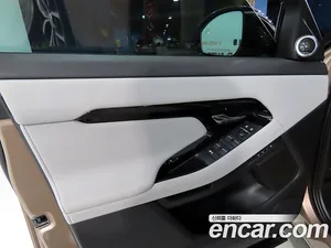 Land Rover Range Rover Evoque, 2025 — миниатюра 15