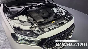 Mercedes-Benz E-Class, 2024 — миниатюра 6