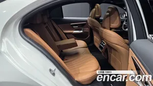 Mercedes-Benz E-Class, 2024 — миниатюра 18
