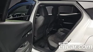 Peugeot 2008, 2023 — миниатюра 18