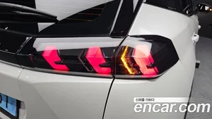 Peugeot 2008, 2023 — миниатюра 9