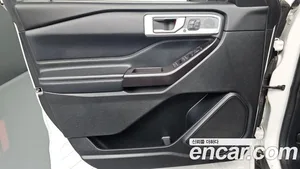 Ford Explorer, 2019 — миниатюра 13