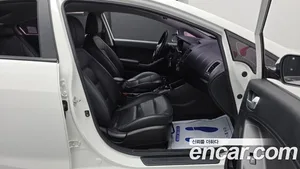 Kia K3, 2016 — миниатюра 12