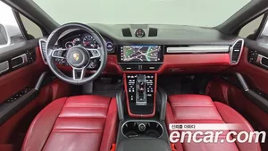 Porsche Cayenne, 2023 — миниатюра 10