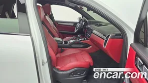 Porsche Cayenne, 2023 — миниатюра 16