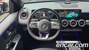 Mercedes-Benz GLB-Class, 2022 — миниатюра 19