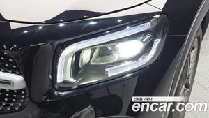 Mercedes-Benz GLB-Class, 2022 — миниатюра 8