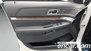Ford Explorer, 2018 — миниатюра 14