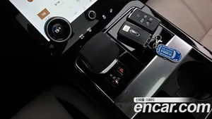 Land Rover Range Rover Velar, 2022 — миниатюра 11