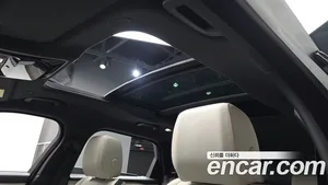 Land Rover Range Rover Velar, 2022 — миниатюра 20