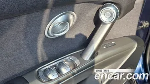 Genesis GV60, 2022 — миниатюра 14