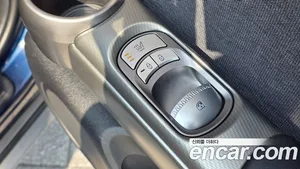 Genesis GV60, 2022 — миниатюра 18