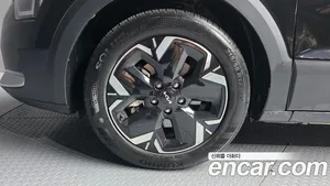 Kia Niro, 2023 — миниатюра 5