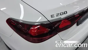 Mercedes-Benz E-Class, 2025 — миниатюра 14