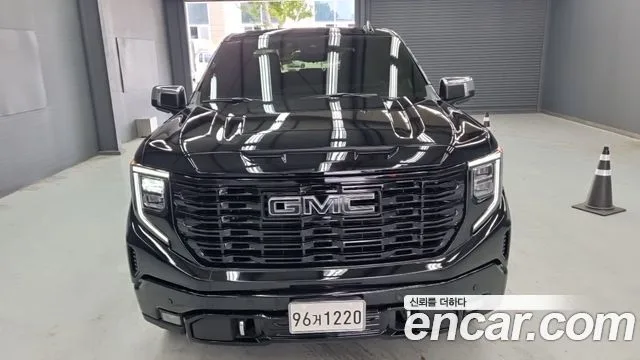 GMC Sierra, 2025 — фото автомобиля из Кореи