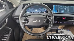Kia EV6, 2022 — миниатюра 13