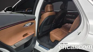 Genesis GV70, 2025 — миниатюра 18