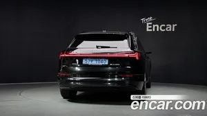 Audi e-tron, 2023 — миниатюра 4