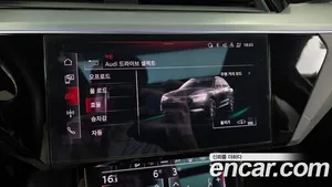 Audi e-tron, 2023 — миниатюра 21