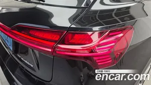 Audi e-tron, 2023 — миниатюра 9