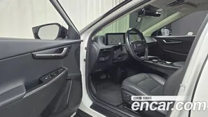 Kia EV6, 2022 — миниатюра 12
