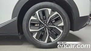 Kia EV6, 2022 — миниатюра 6