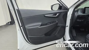 Kia EV6, 2022 — миниатюра 13