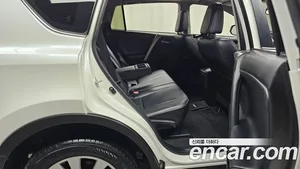 Toyota RAV4, 2015 — миниатюра 17