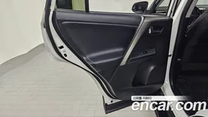 Toyota RAV4, 2015 — миниатюра 15