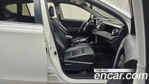 Toyota RAV4, 2015 — миниатюра 16