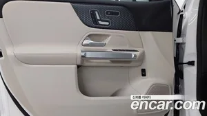 Mercedes-Benz EQB, 2025 — миниатюра 15
