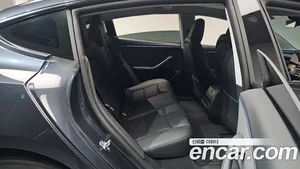 Tesla Model 3, 2025 — миниатюра 16