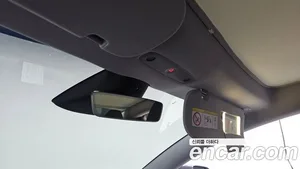 Tesla Model 3, 2025 — миниатюра 23