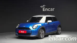 Mini Cooper, 2025 — миниатюра 1