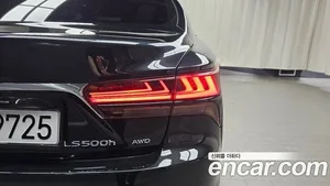 Lexus LS, 2023 — миниатюра 8