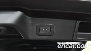 Land Rover Range Rover Evoque, 2025 — миниатюра 26