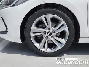 Hyundai Avante, 2018 — миниатюра 14