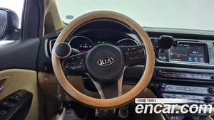 Kia Carnival, 2016 — миниатюра 12