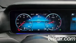 Mercedes-Benz E-Class, 2022 — миниатюра 8