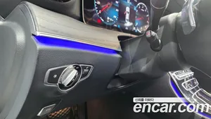 Mercedes-Benz E-Class, 2022 — миниатюра 12