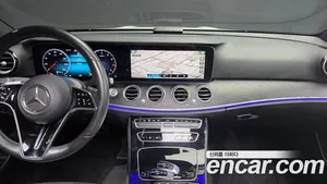 Mercedes-Benz E-Class, 2022 — миниатюра 17