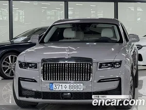 Rolls-Royce Ghost, 2022 — миниатюра 1