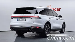 Lincoln Aviator, 2023 — миниатюра 2