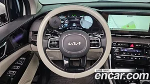 Kia Carnival, 2023 — миниатюра 13