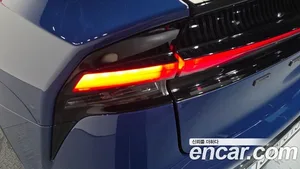Toyota Prius, 2024 — миниатюра 9